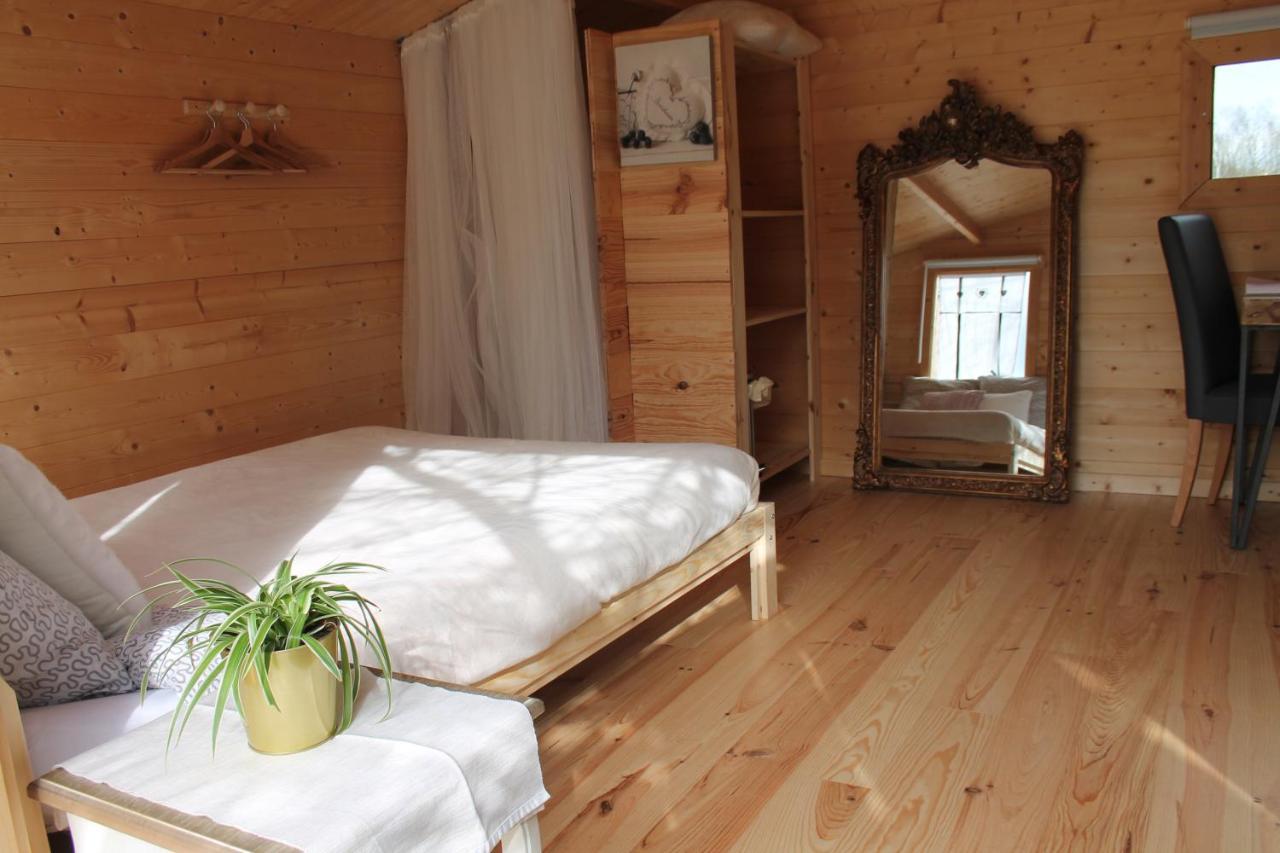 Chambre Studio Photo Chalet Sdb Partagee A Proximite Chavagne Kültér fotó